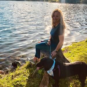 Meet your Posher, Chrissy